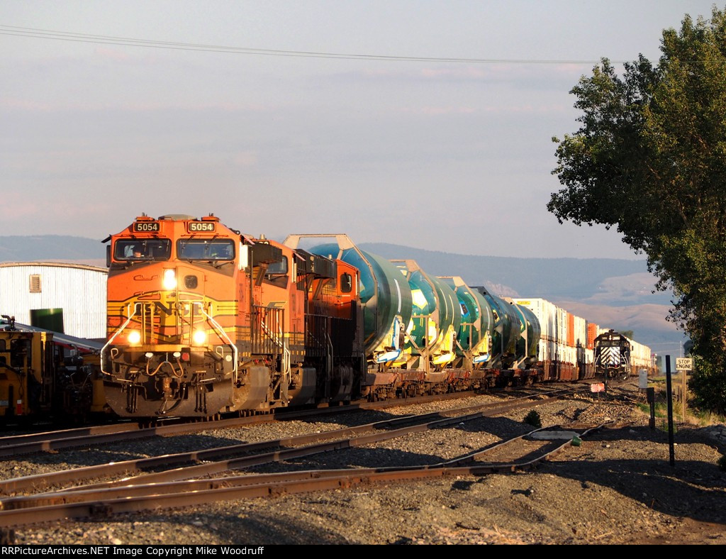 BNSF 5054